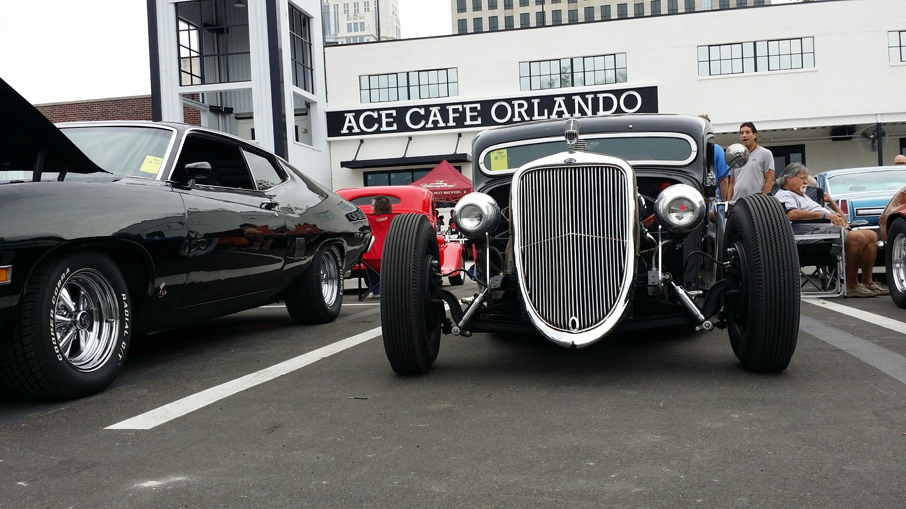 Recap: A Taste from the ACE Cafe USA Pre-opening Car Show
